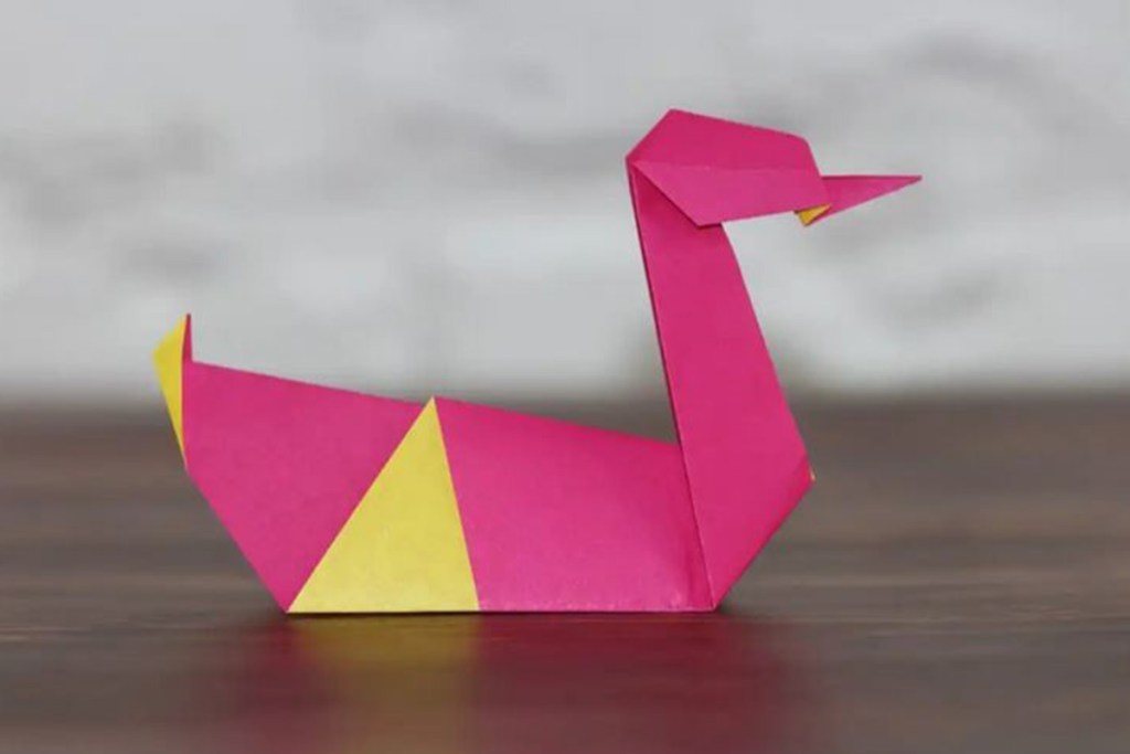 فواید اوریگامی برای کودکان - اوریگامی قو